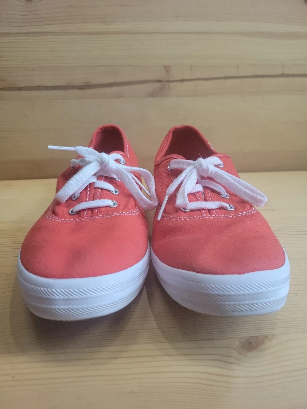 Keds Champion Womens Size 8 M Red  Classic Low Top Sneakers